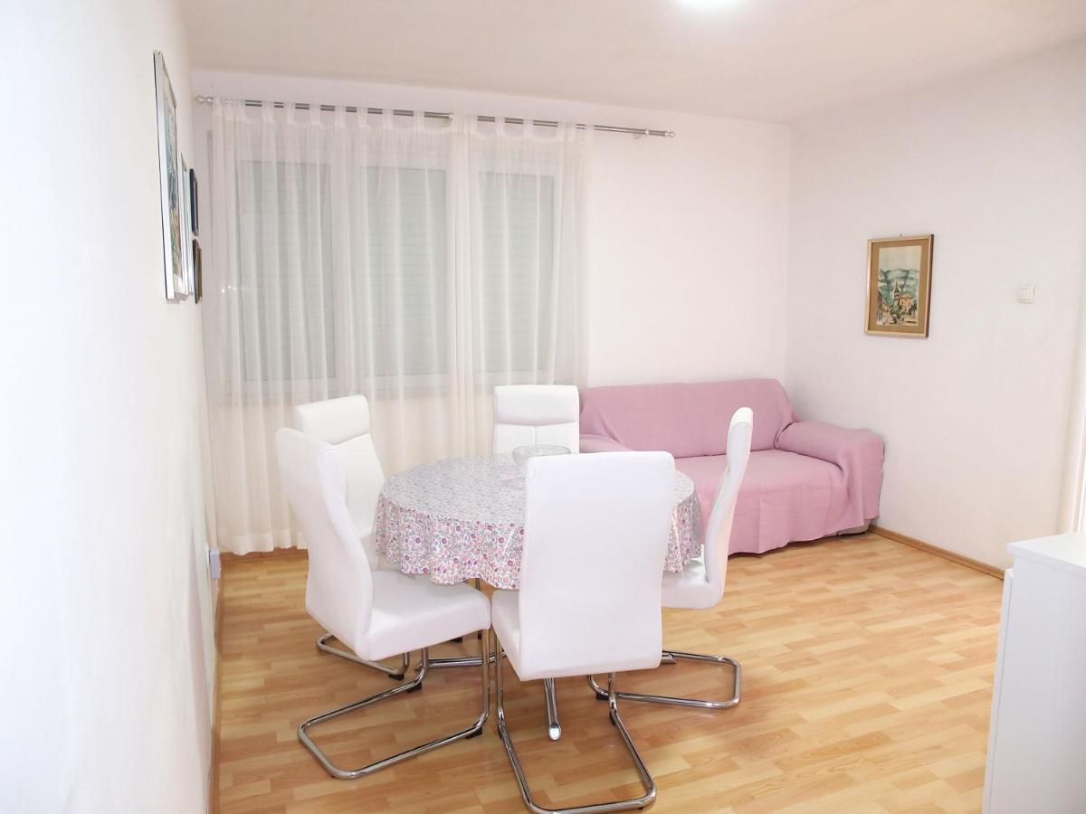 Apartmani Igor マカルスカ 部屋 写真